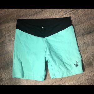JL racing women’s rowing short size M mint
